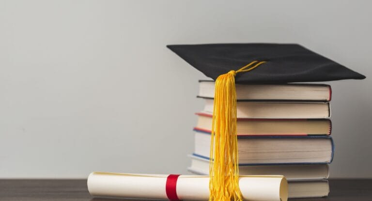 How to secure scholarship in australia